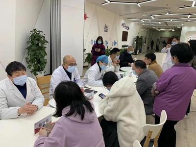 "迷你公益診所"開進園區(qū) 徐匯職工健康服務(wù)點服務(wù)賦能再升級